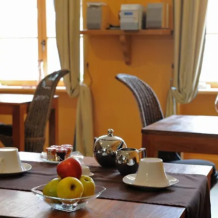 Logis De Nantas Oda ve Kahvaltı 3*